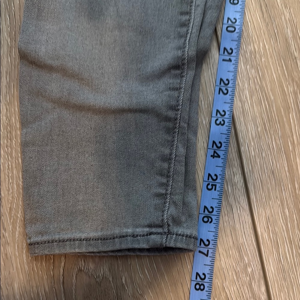 Gray Skinny Jeans - Picture 7 of 7